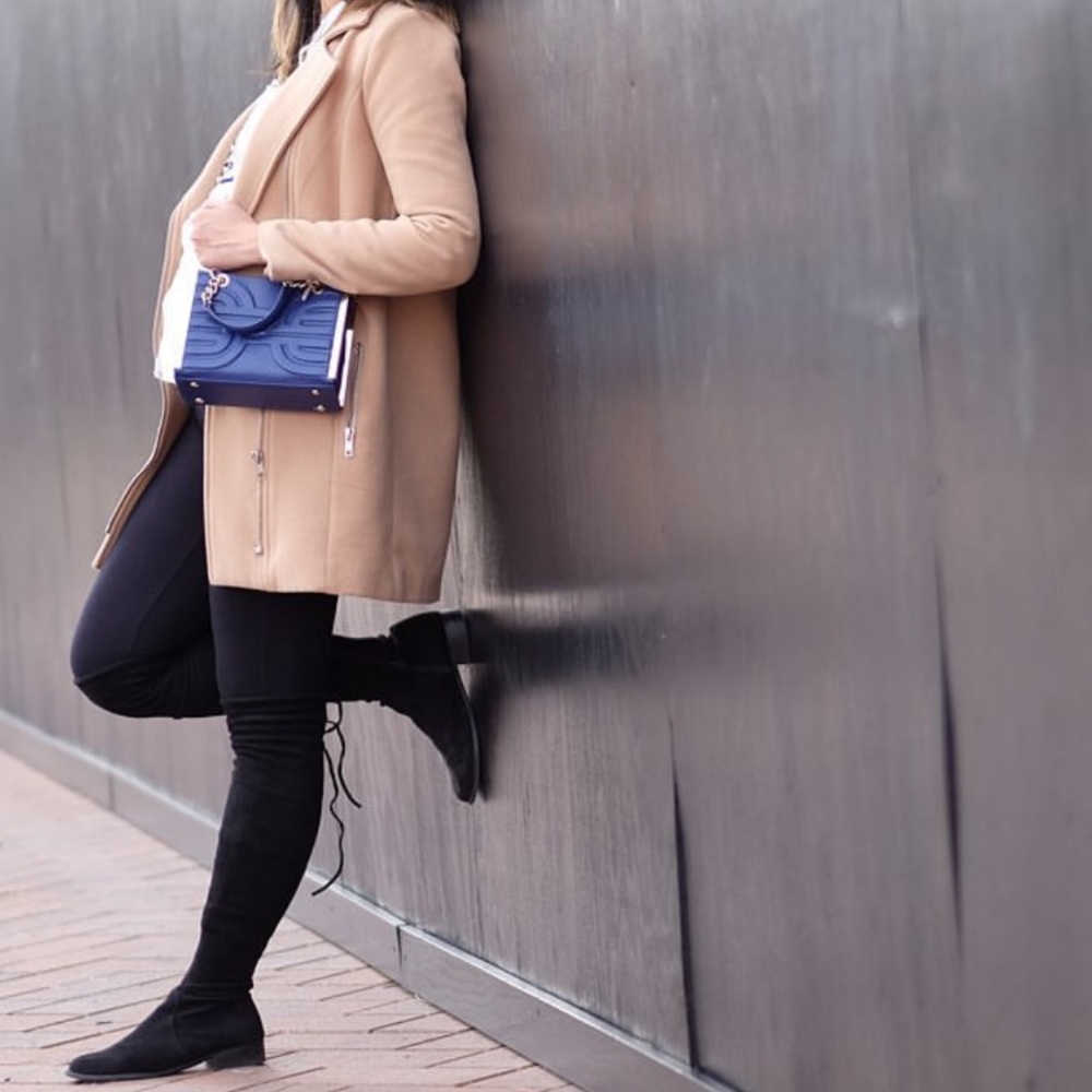 NEW HEIRLOOM Blush Pink Embossed Leather Bag - Picture 8 of 8